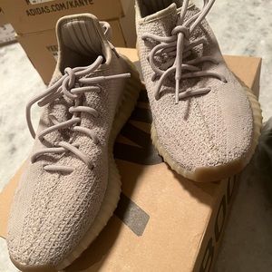 adidas gazelle silver green womens adidas Men's Yeezy Boost 350 V2 Mono Clay, Mono Clay / 9.5 main image 0